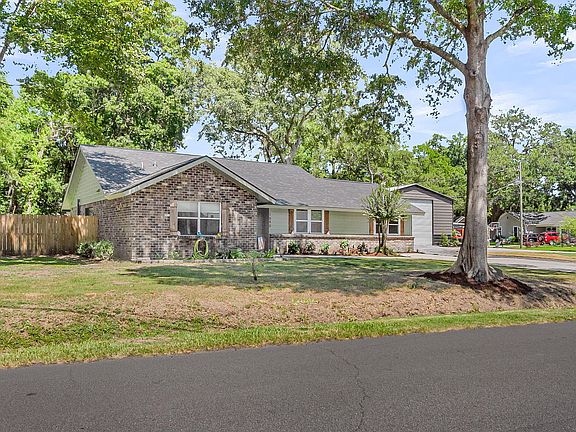 5th image of 1040 Yorktown Dr