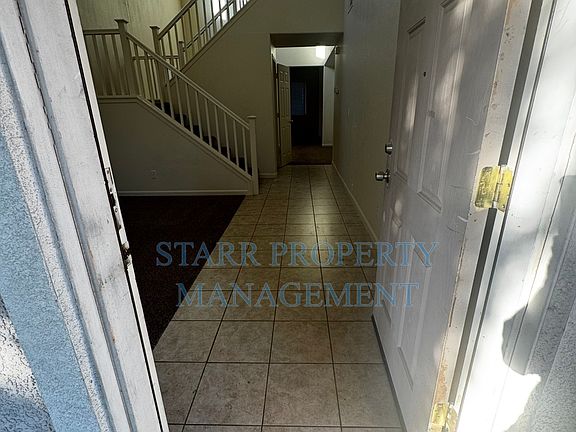 2nd image of 3500 Loggerhead Way