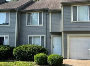 8963 Hauser St, Lenexa, KS 66215