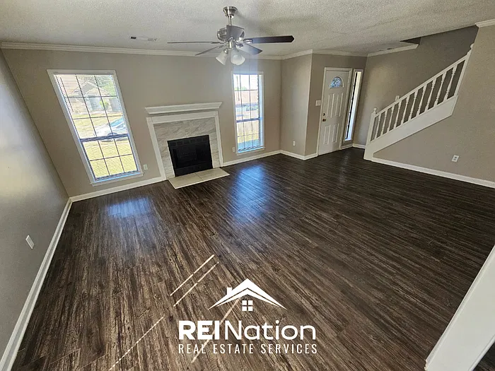3 bed, 2.5 bath, 1732 sqft, $1,850 — Photo 2