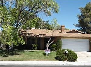 1st image of 417 Vassar Ln