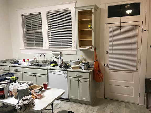 4th image of 3214 Prytania St