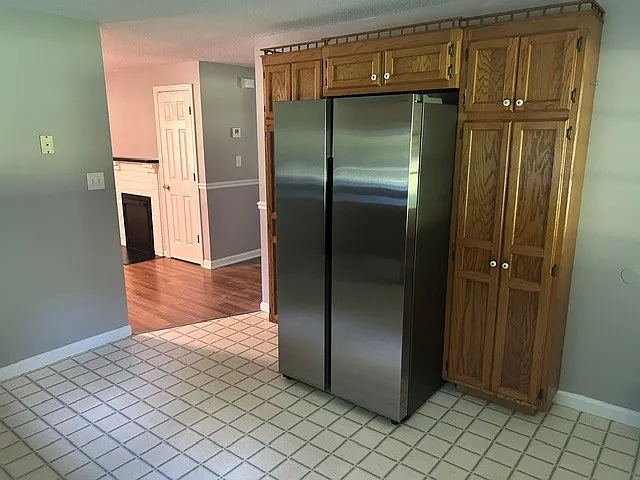 1215 Durham Rd — Photo 12