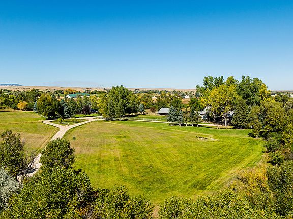 2nd image of 1 Mills Ln