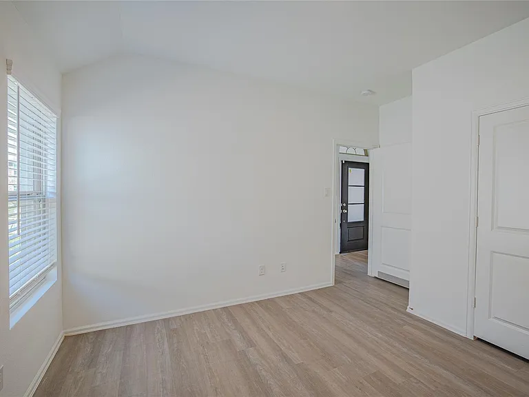3419 Autumn Russet Trl — Photo 21