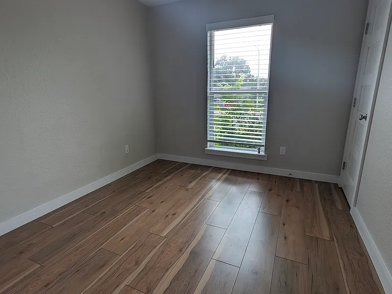 2320 Deadwood Dr — Photo 6