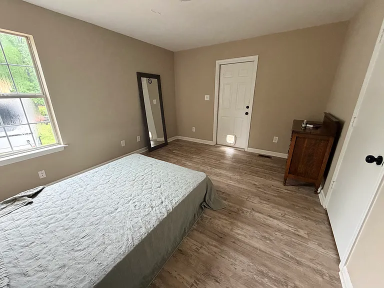 1392 Bucksnort Rd — Photo 1