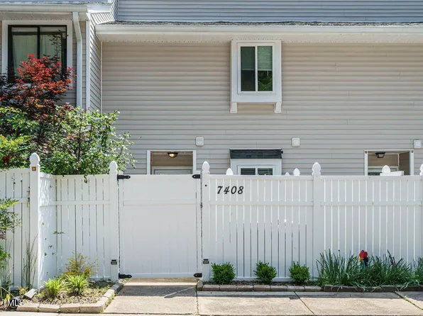 7408 Sandy Creek Dr, Raleigh, NC 27615