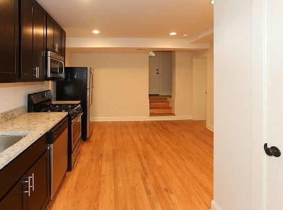 4th image of 4036 N Ashland Ave #I