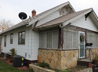 608 W 5th St, Hardin, MT 59034