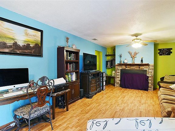 5th image of 107 Beavers Dr
