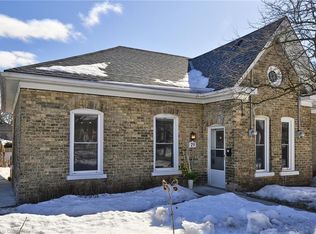 79 Barrie St, Cambridge, ON N1S3B1