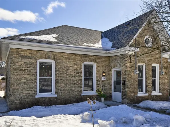 79 Barrie St, Cambridge, ON N1S 3B1