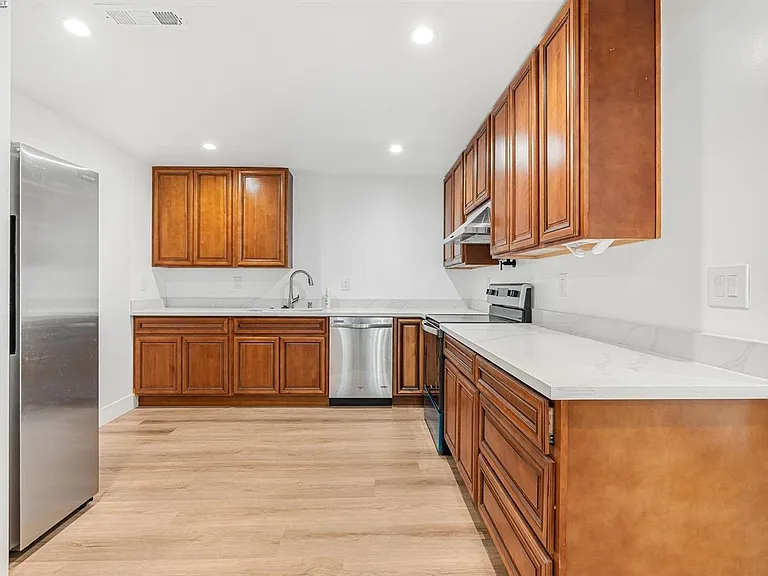 3035 Logan St #A — Photo 3