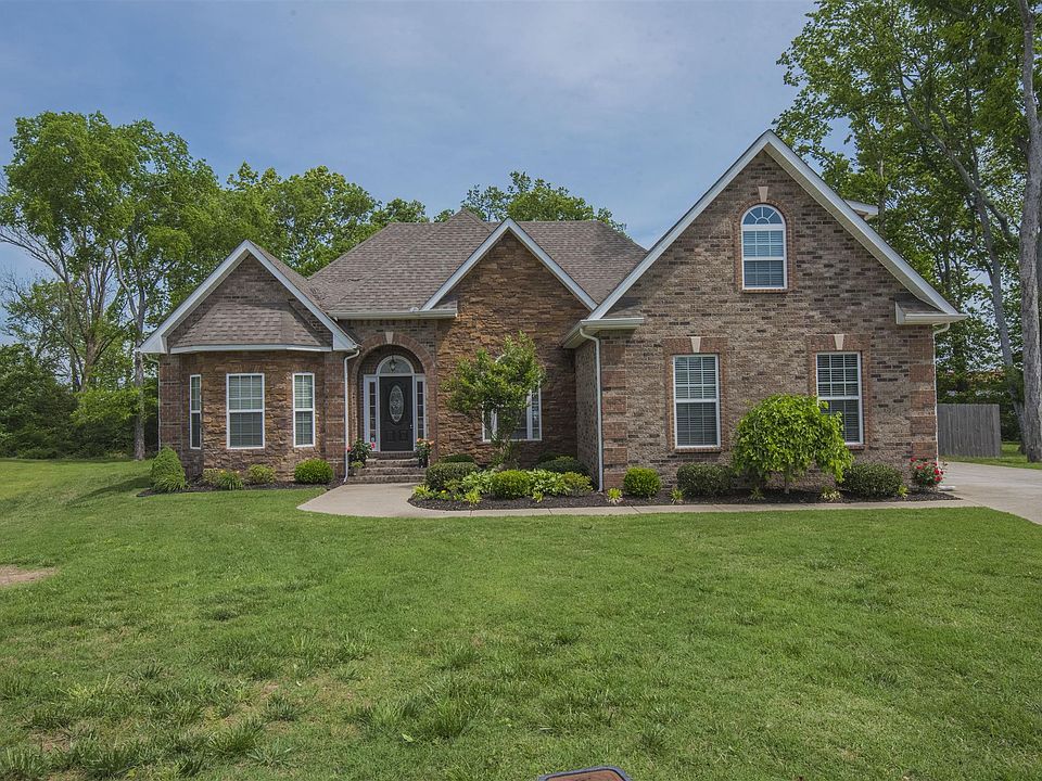 1st image of 612 Schroer Dr
