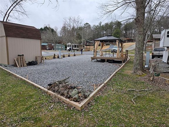 5th image of 155 Fishtail Cir #246