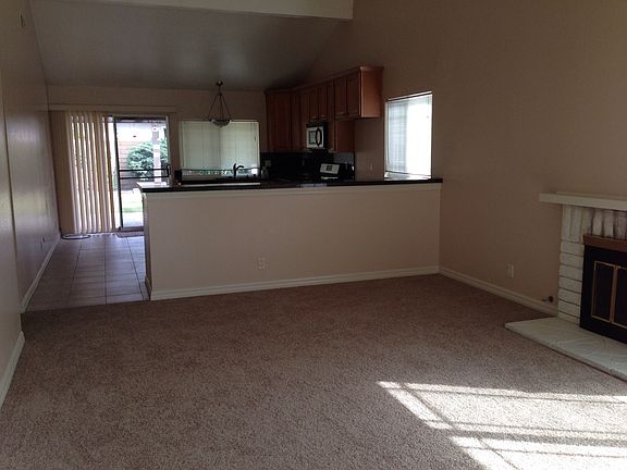 3rd image of 6219 E Woodsboro Ave