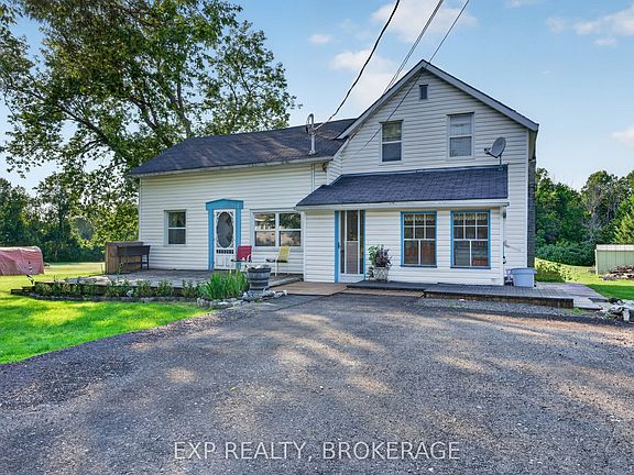 3rd image of 33 Branch St