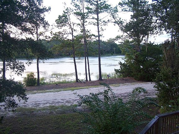 4th image of 6 Harbor River Cir