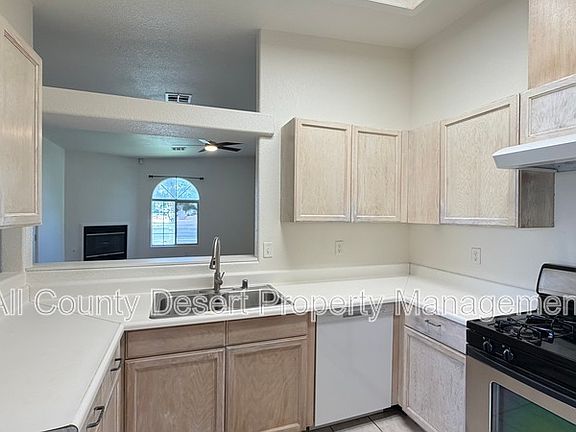 4th image of 28260 Landau Blvd APT B