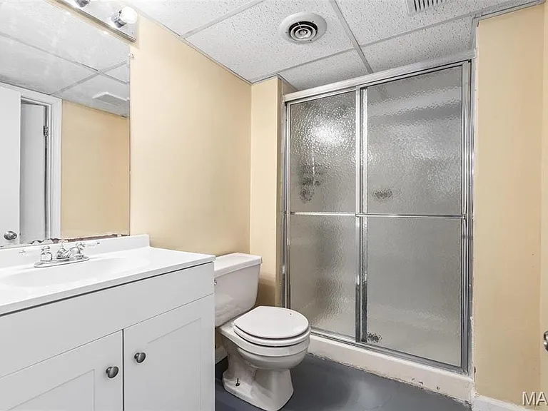 Full bath in Lower Level