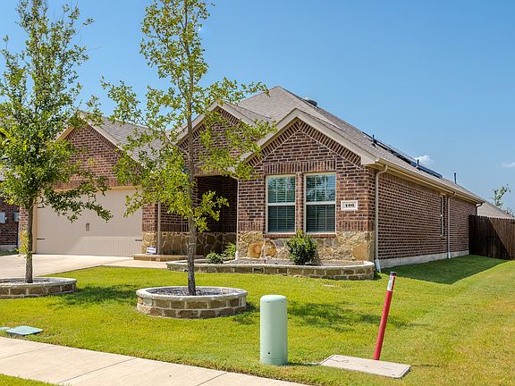 3rd image of 406 Saddle Club Way