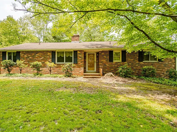 6031 Cemetery Rd, Kingsville, OH 44048