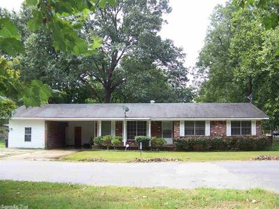 109 E Palm St, Lonoke, AR, 72086
