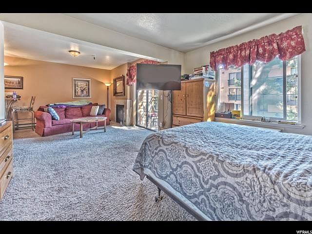1st image of 1940 Prospector Ave #323