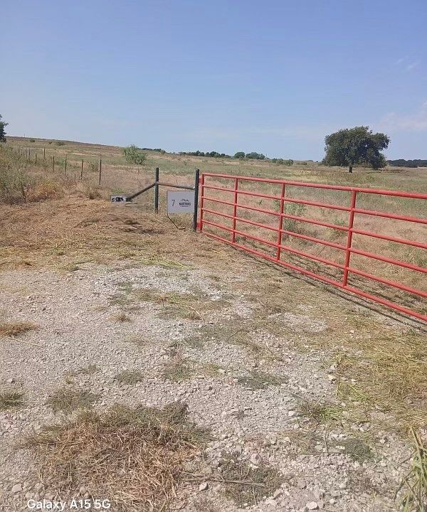 2nd image of 7 Stark Rd