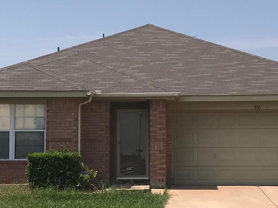 836 Cedar Ridge Ln