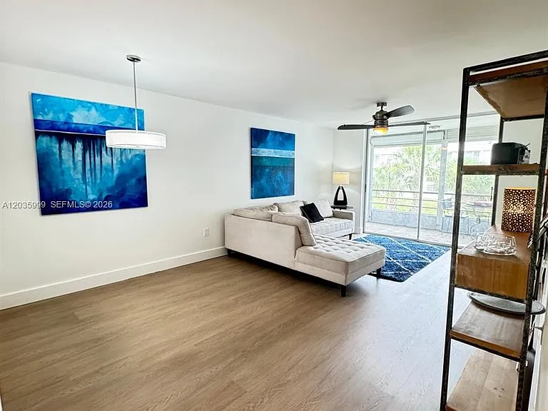 8300 Sunrise Lakes Blvd #212 — Photo 8