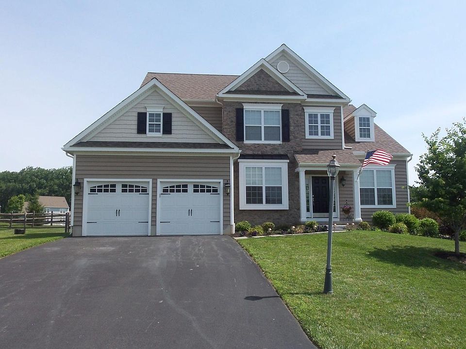 1st image of 165 Patriot Ln