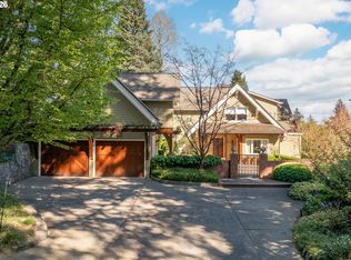 2562 SW Hillcrest Dr, Portland, OR 97201