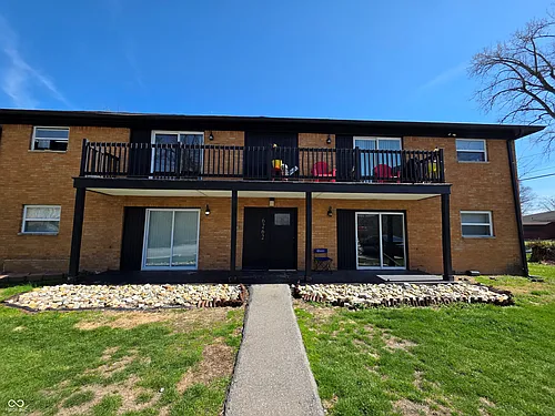 6262 Eastridge Dr #202 Photo 1