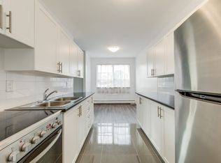 Edinburgh Manor Apartments, Burlington, ON L7R 3M9