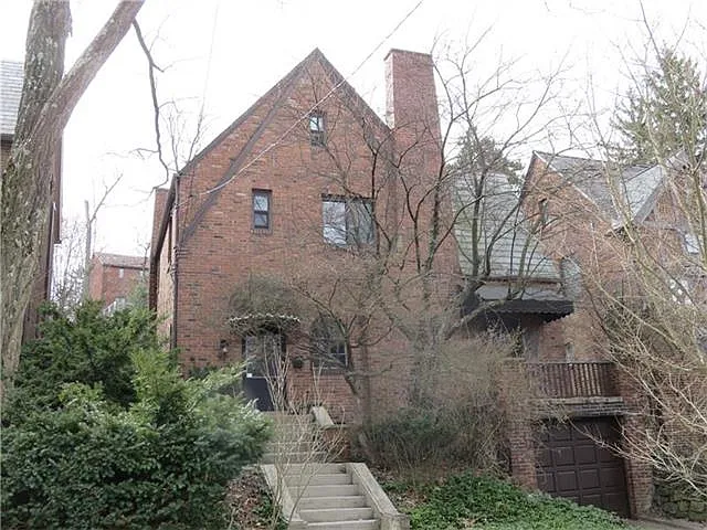 328 Ashland Ave photo 1
