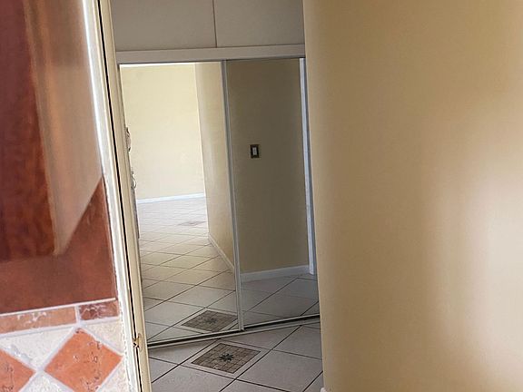 2nd image of 1021 Crystal Lake Dr APT 105