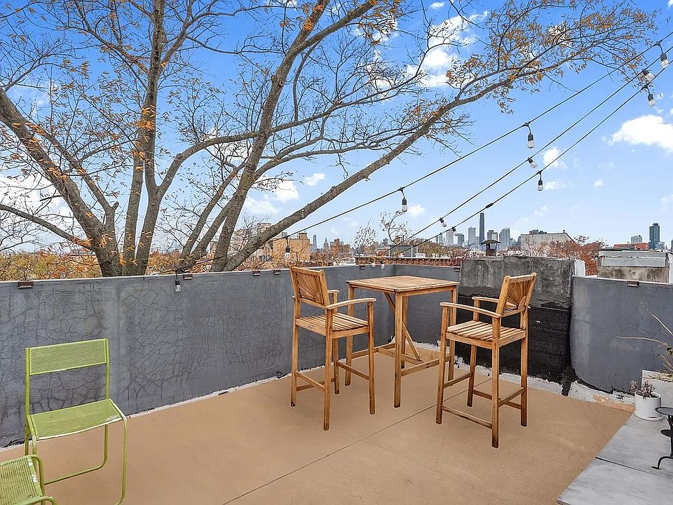1st image of 465 7th Ave Floor 3