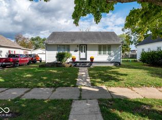 1040 S 5th St, Clinton, IN 47842