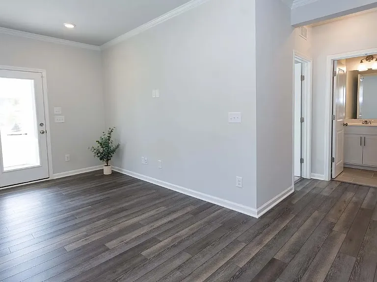 2244 Cape May Ln — Photo 5