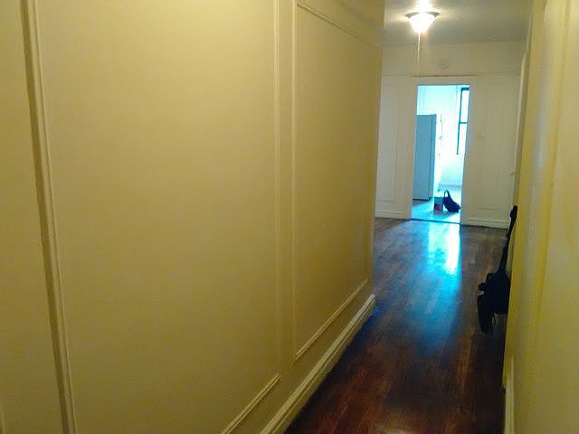 1st image of 655 E 233rd St APT D11