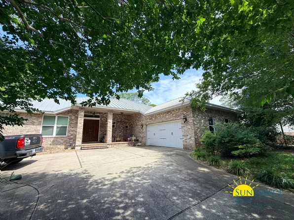 249 Beachview Dr, Fort Walton Beach, FL 32547