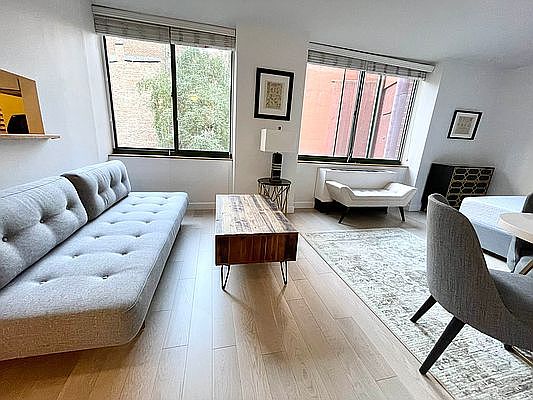 3rd image of 295 Greenwich St APT 6O