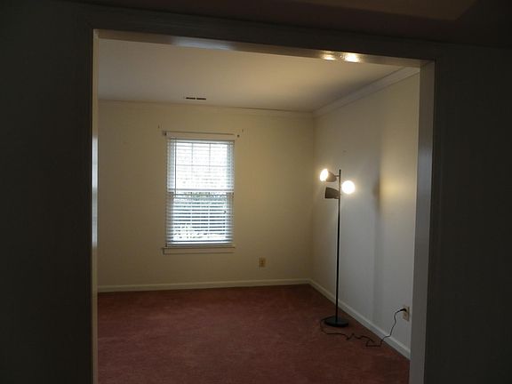 2nd image of 3905 Korth Ln