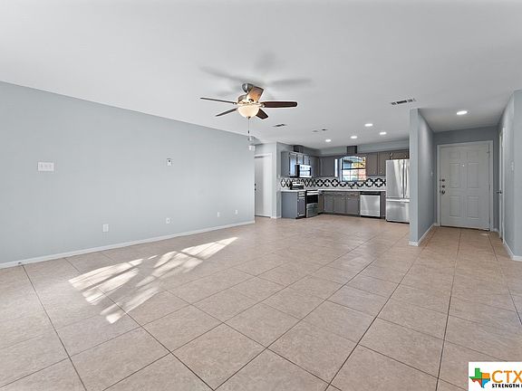 4th image of 3802 Water Oak Dr