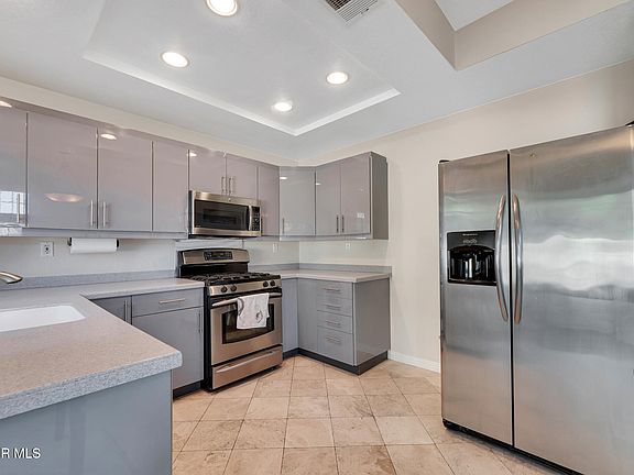 4th image of 180 Windrose Dr