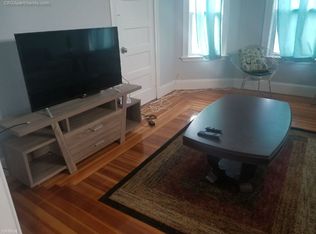 109 Willow Ave, Somerville, MA 02144