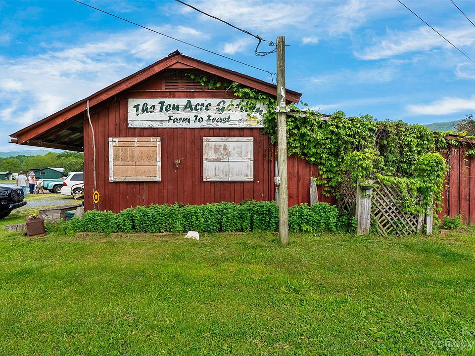 1st image of 148 Chambers Farm Ln