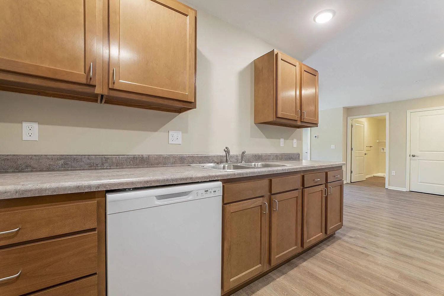 Annika Place — Photo 1
